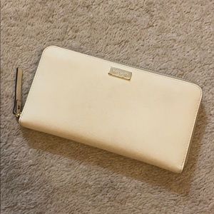 Kate Spade Zip Wallet